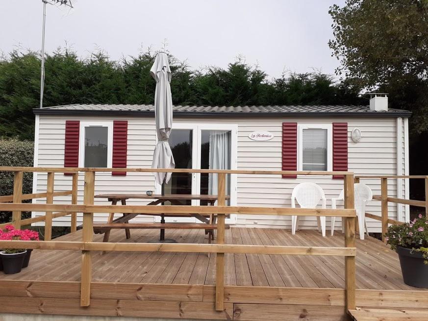 Les Mobile Home De Kerroyal Garlan Exterior foto
