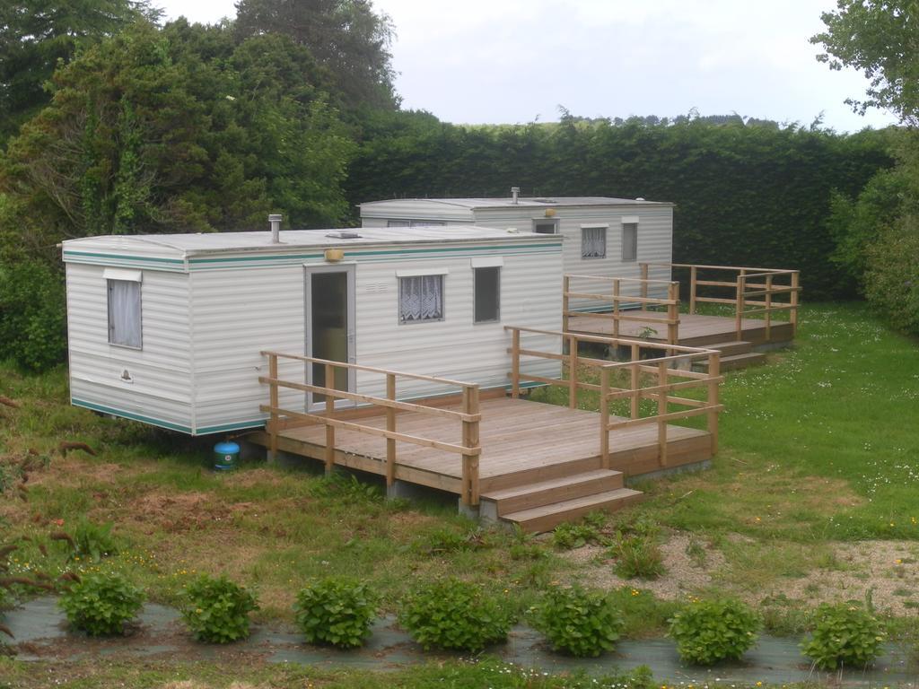 Les Mobile Home De Kerroyal Garlan Exterior foto