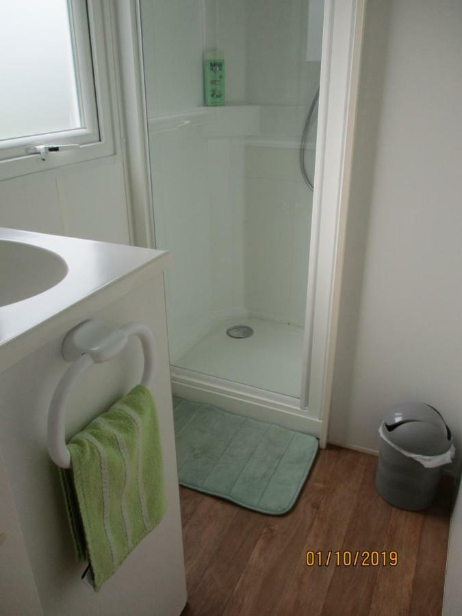Les Mobile Home De Kerroyal Garlan Exterior foto
