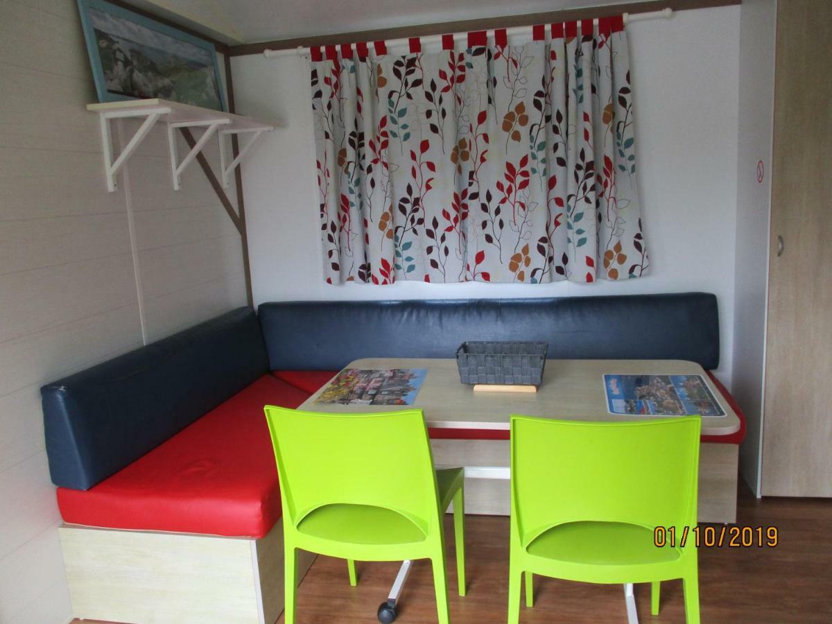 Les Mobile Home De Kerroyal Garlan Exterior foto